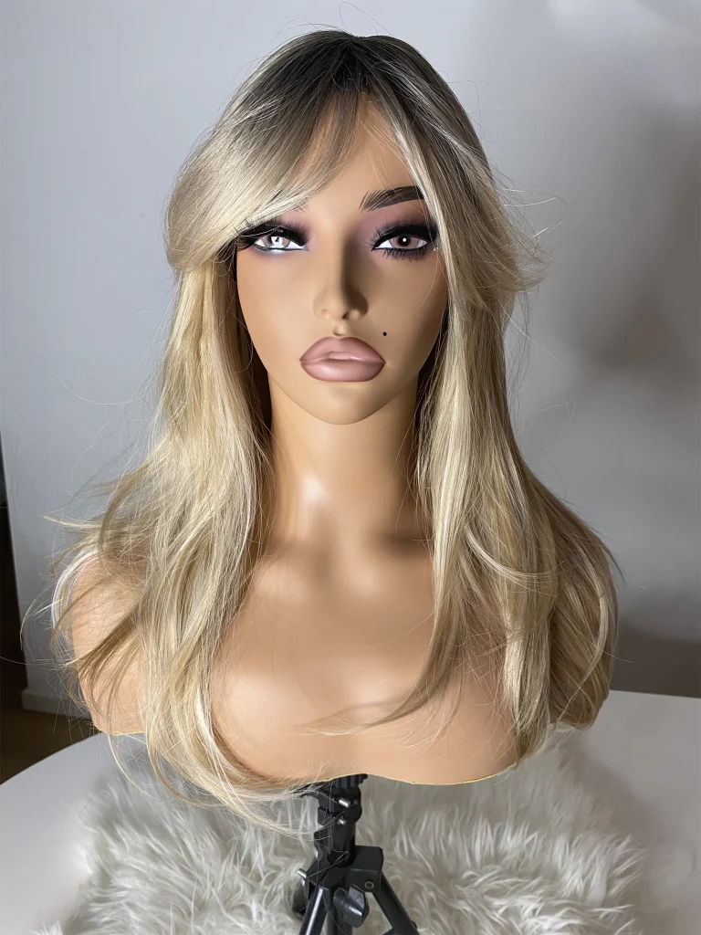 Lyshåret Full Cap Paryk med Pandehår